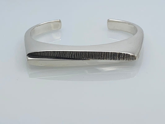 Cross Quarter Bracelet